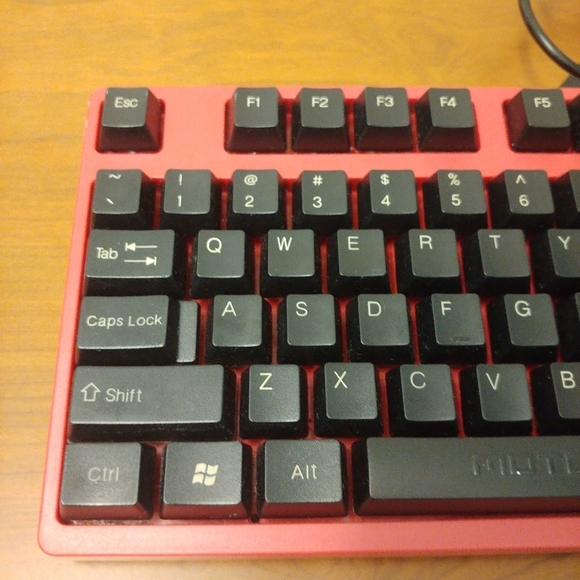 Motospeed Mechanical Full Sized Wired Red Keyboard Gaming - Picture 2 of 9